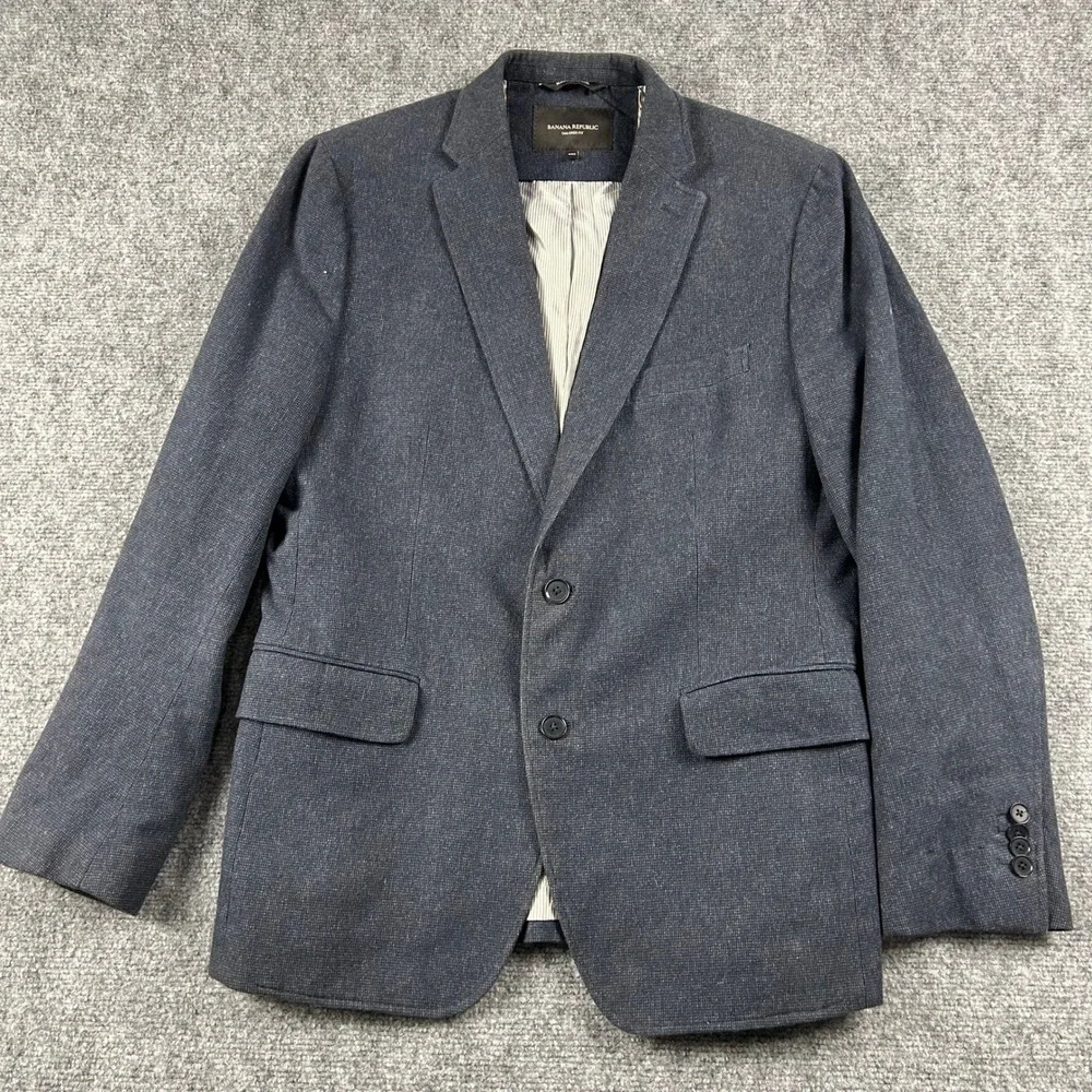 Banana Republic Blazer Mens 40S Blue Italian Fabric Tailored‎ Fit Sport Coat